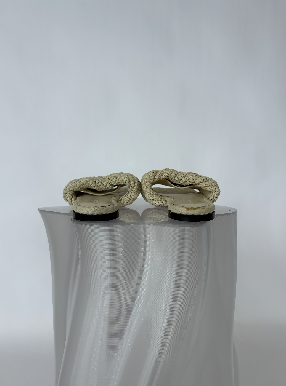 Bottega Veneta Raffia Lido Flat Sandals