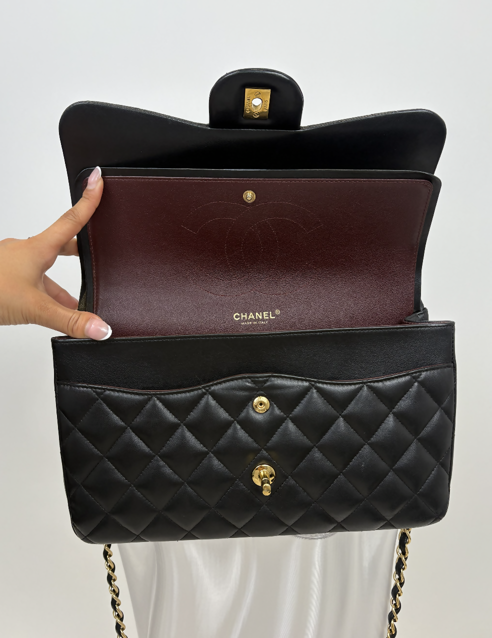 Chanel Jumbo Flap Bag in Black Lambskin