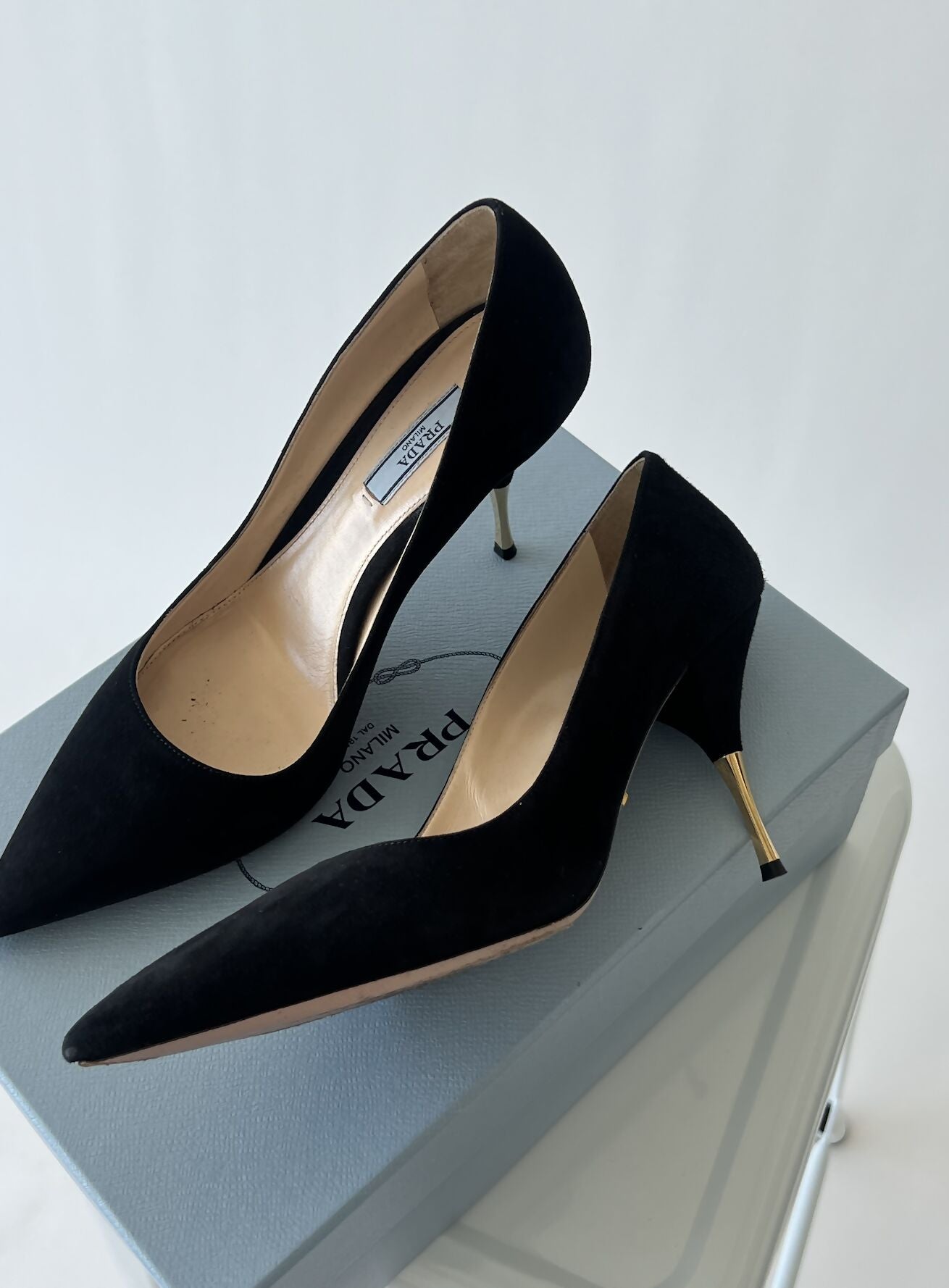 Prada Suede Pump - Gold Stilleto - Full Set