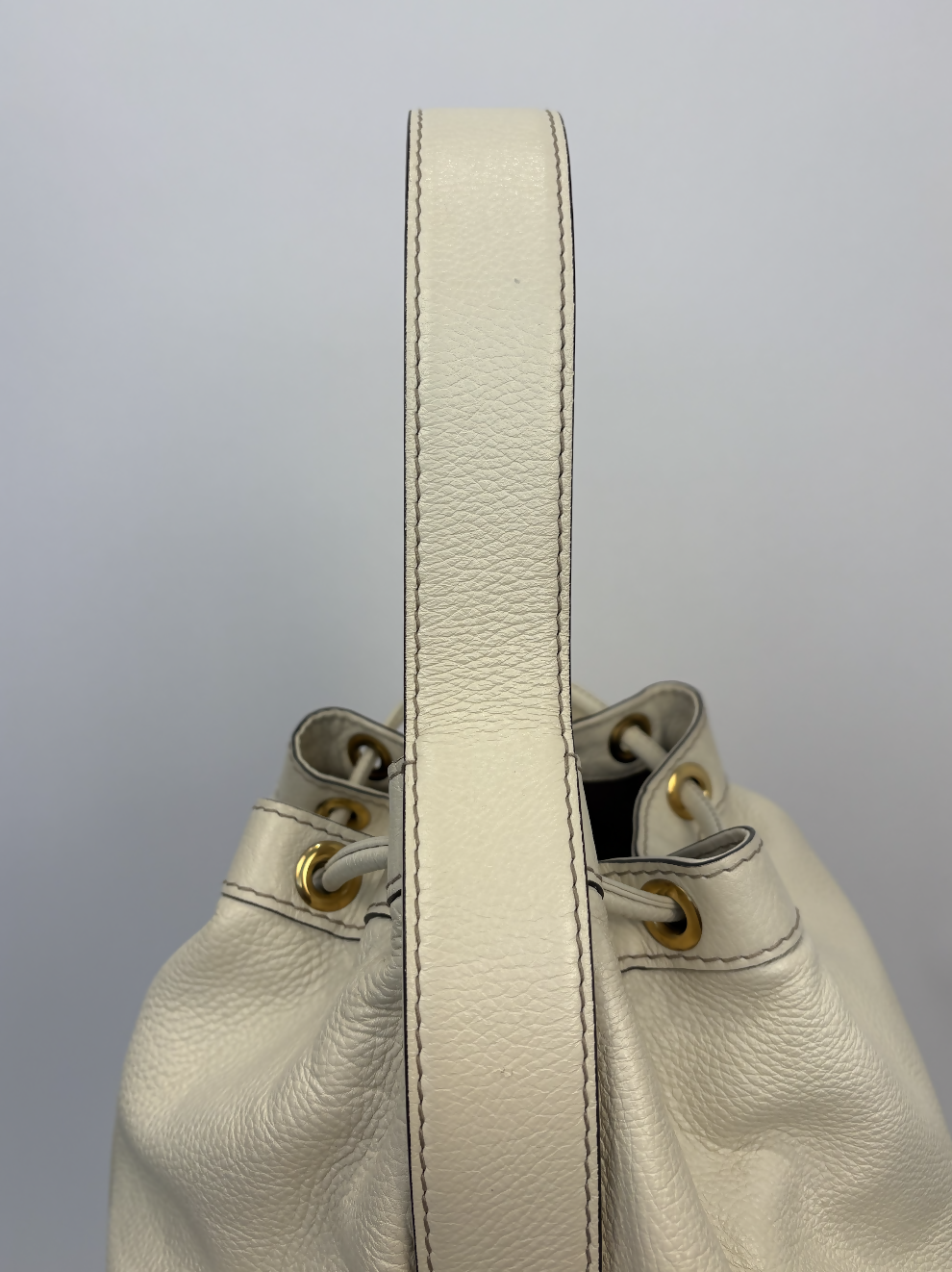Gucci Interlocking Icon Tassel Hobo in Cream Leather