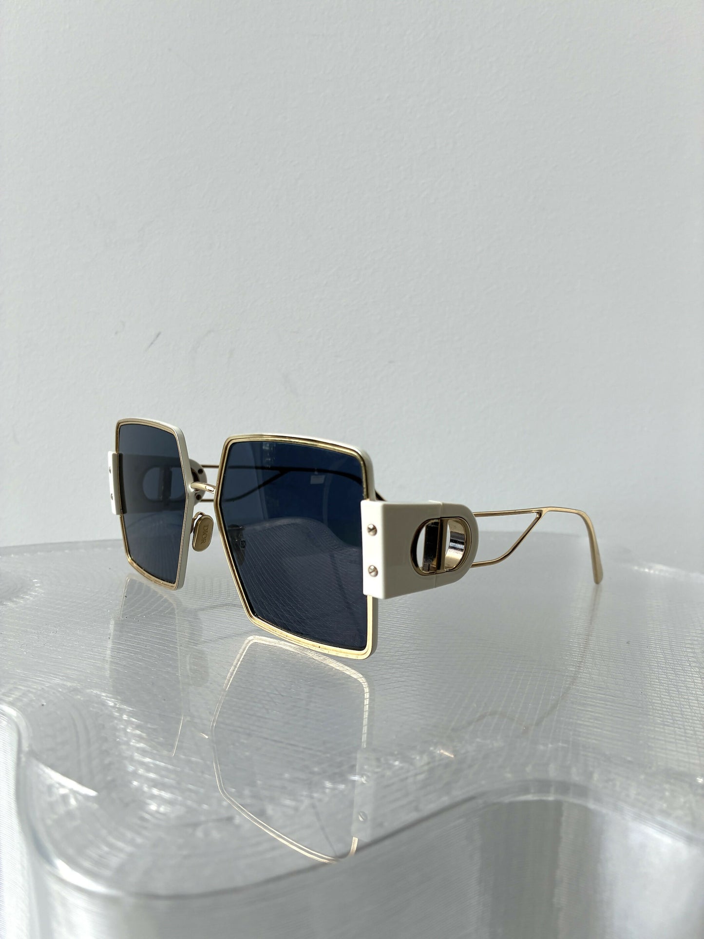 Dior 30 Montaigne Sunglasses