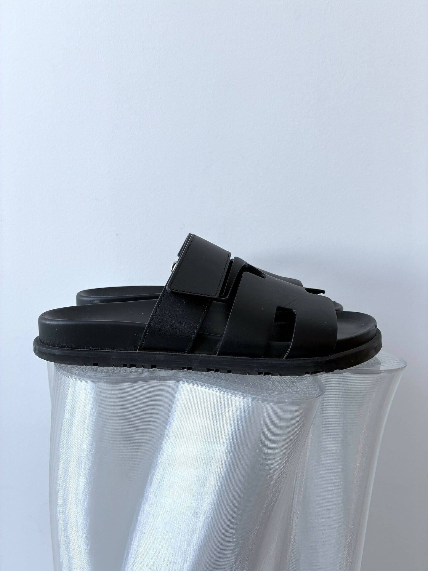Hermès Chypre Sandals in Noir – FULL SET