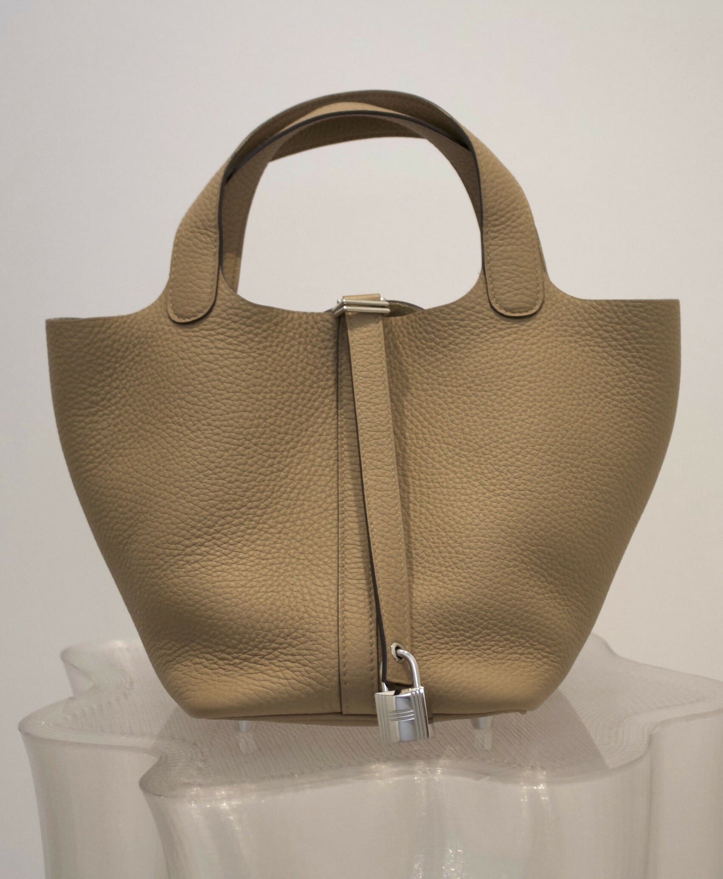 Hermès Picotin Lock 18 in Chai Leather
