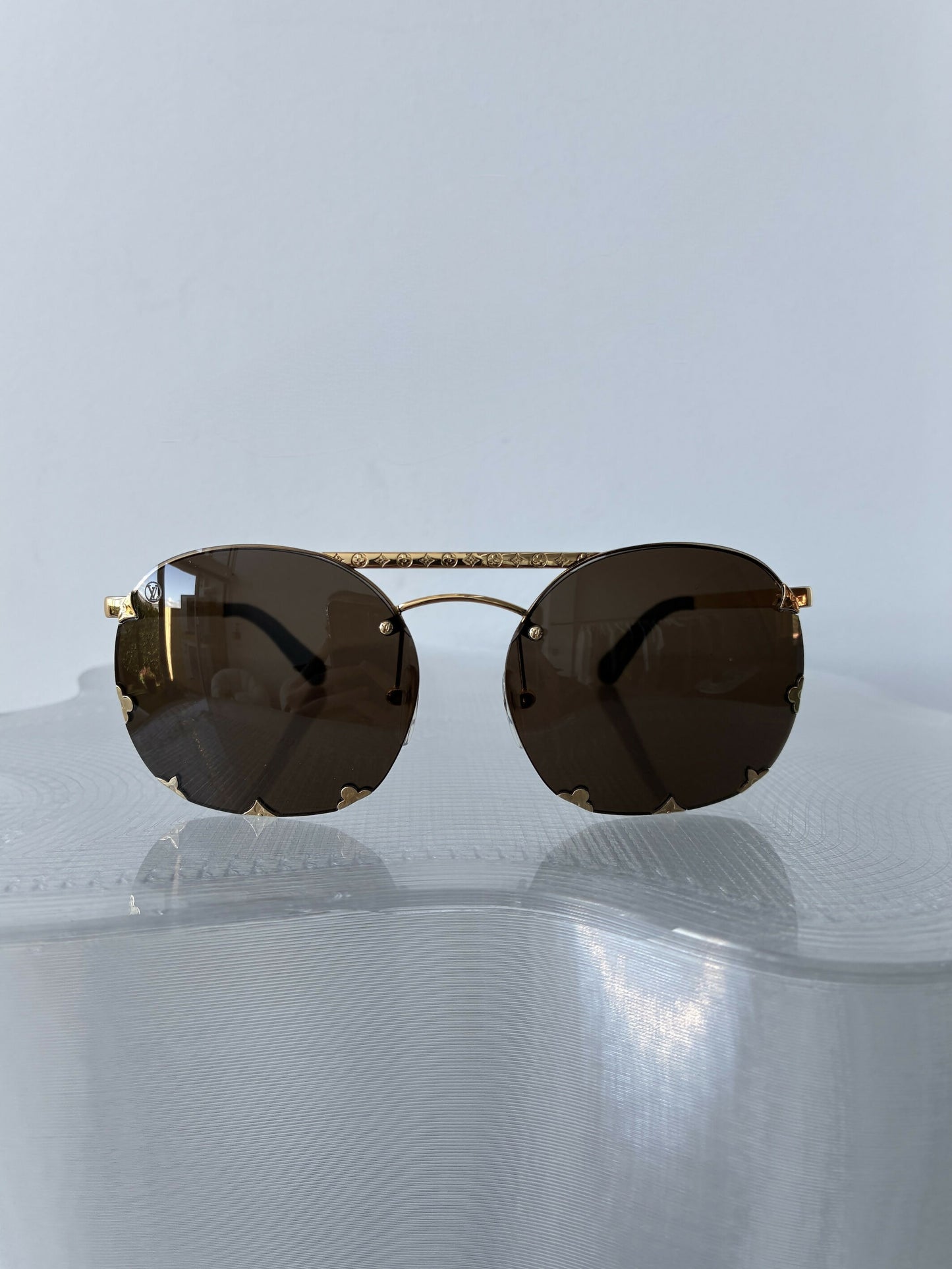 Louis Vuitton Diva Sunglasses — Z0958U