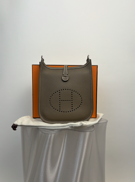 Hermes Evelyne TPM (Size 16) in Etoupe Taurillon Clemence Leather - FULL SET