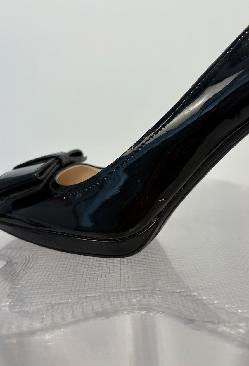 Prada Black Pumps with Bow