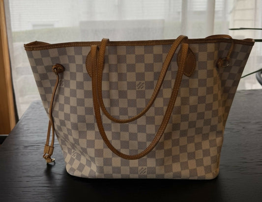 Louis Vuitton Neverfull MM