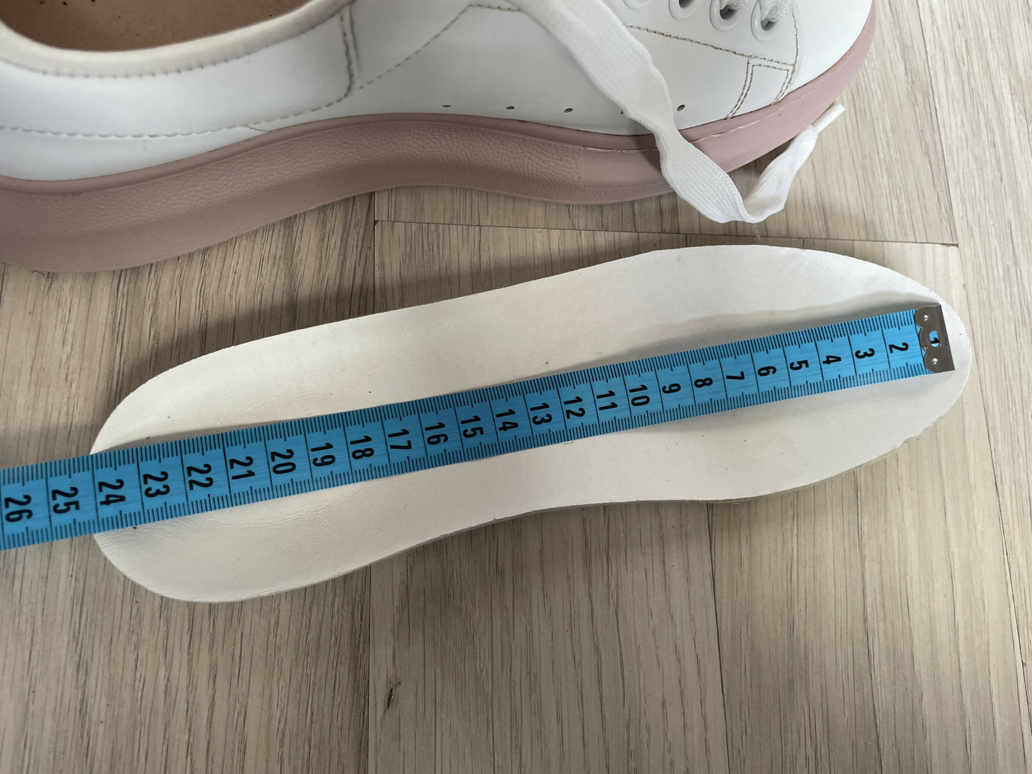 Alexander Mcqueen sneakers