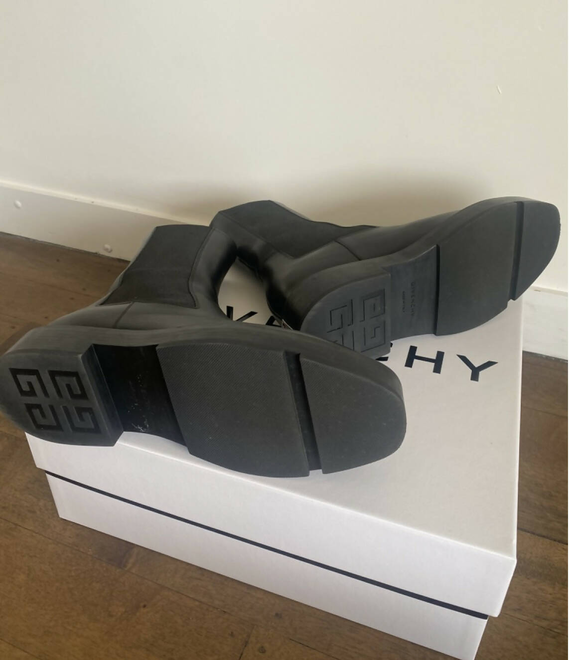 Givenchy chunky sole Chelsea boots