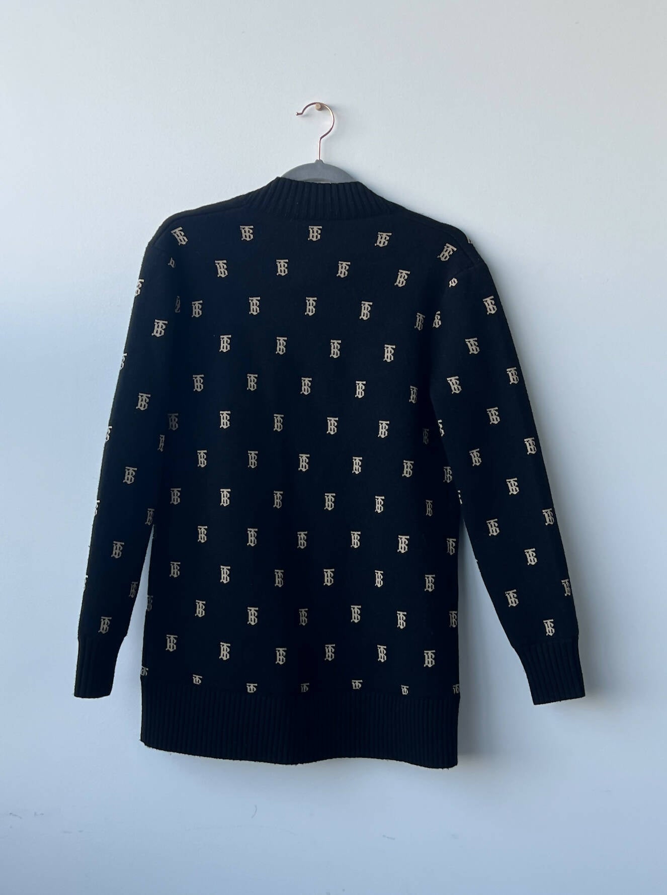 Burrberry Instarsia Logo cardigan