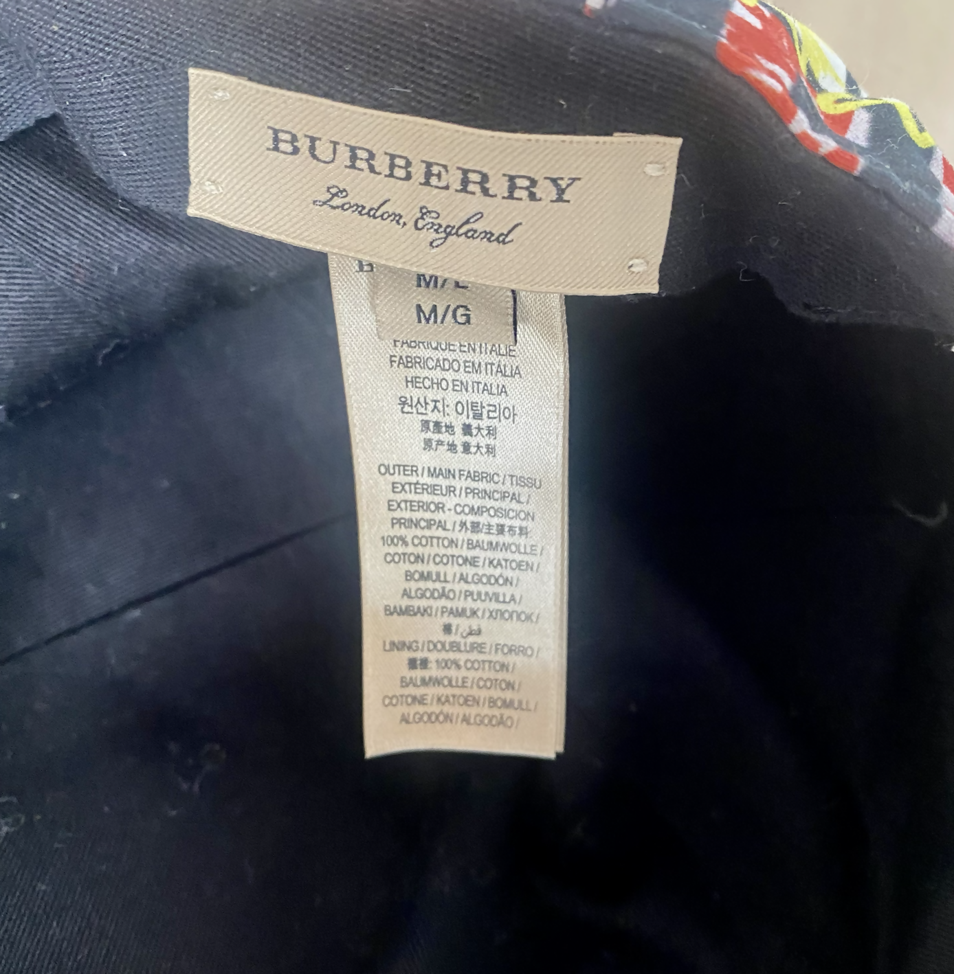 Burberry sales colombia italia