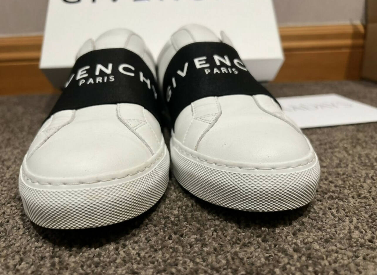 Givenchy Urban Street Sneaker