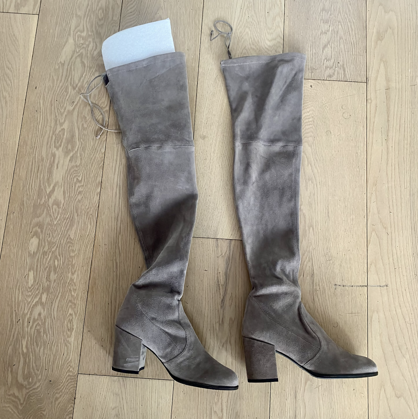 STUART WEITZMAN Suede thigh boots - Mushroom - Sz 38.5/39